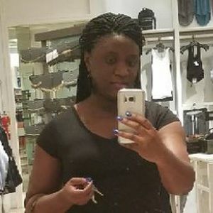 Meet your Posher, Deondra